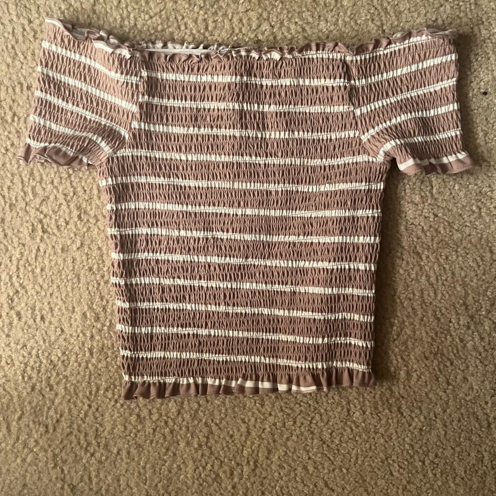 Off shoulder crop top